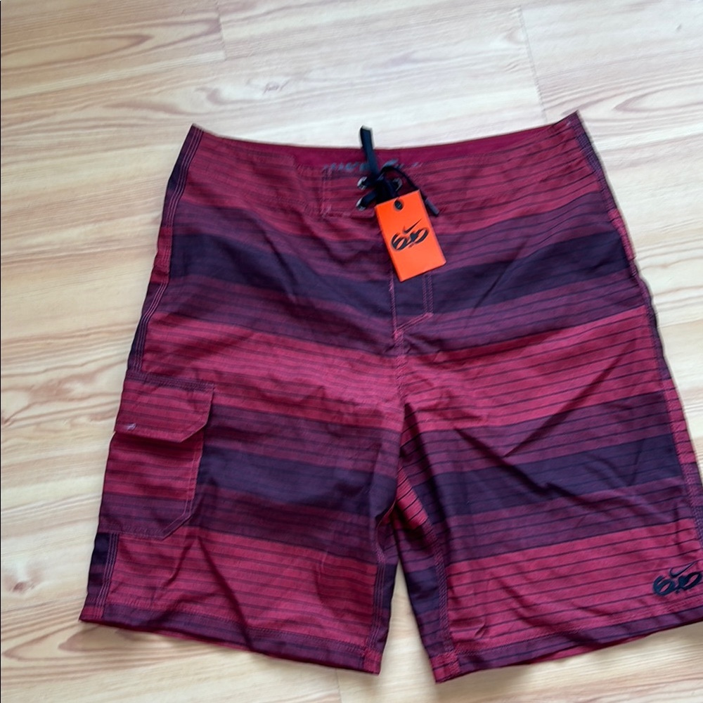 Nike Red and Black Board Shorts Quick-Dry Swimwear size 34 new